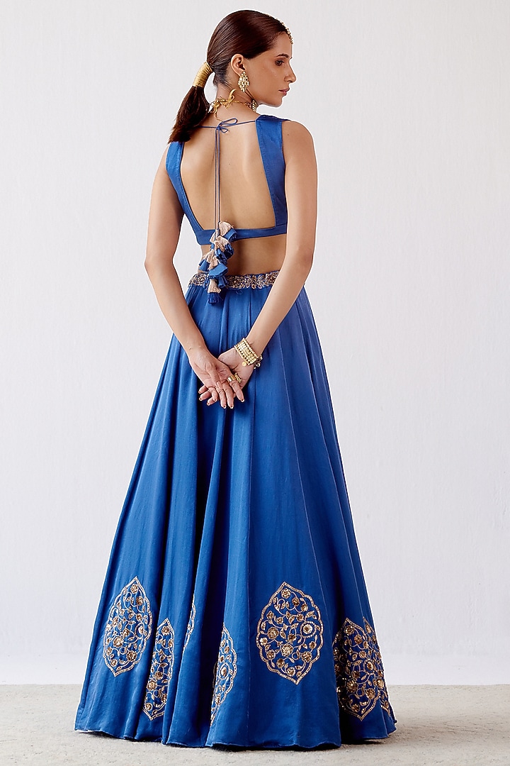 Blue Embroidered Wedding Lehenga Set by Devnaagri at Pernia's Pop Up Shop