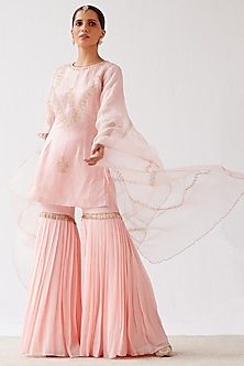 product-color-Blush Pink