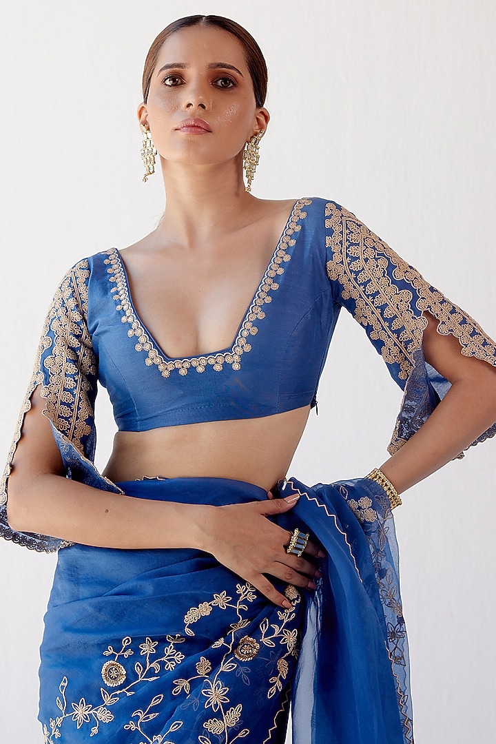 Blue Embroidered Wedding Saree Set by Devnaagri at Pernia's Pop Up Shop