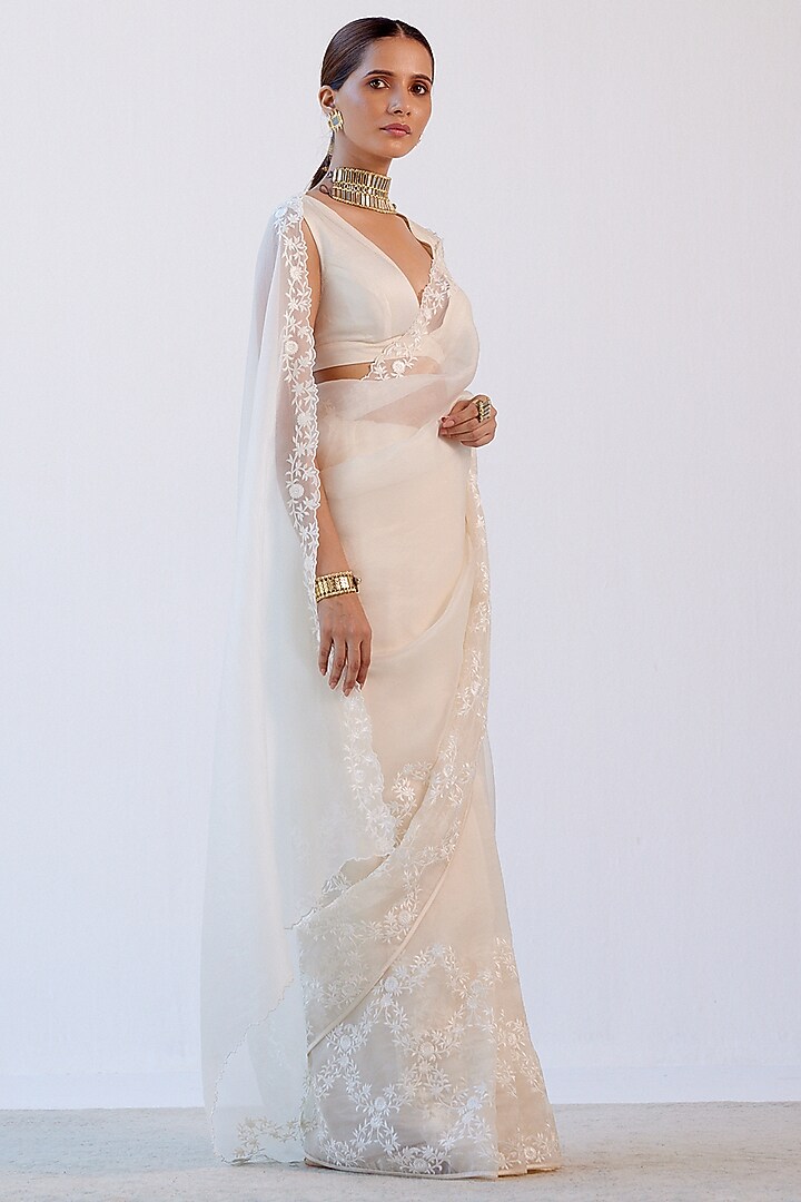 Ivory Embroidered Wedding Saree Set by Devnaagri at Pernia's Pop Up Shop