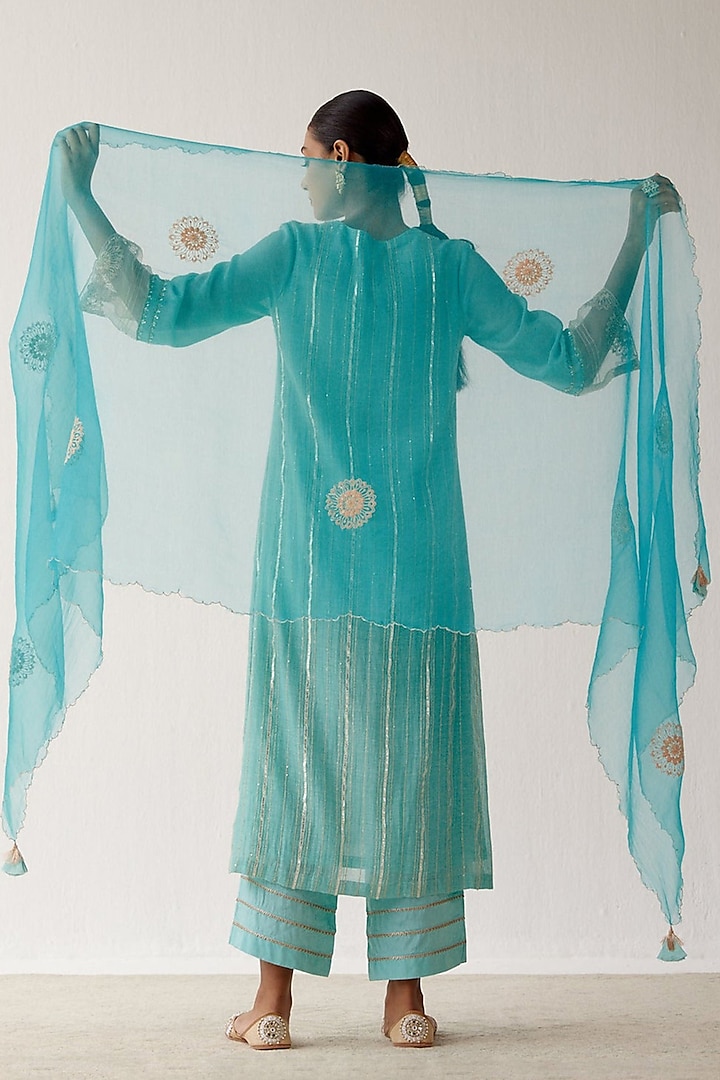 Aqua Blue Embroidered Kurta Set by Devnaagri at Pernia's Pop Up Shop