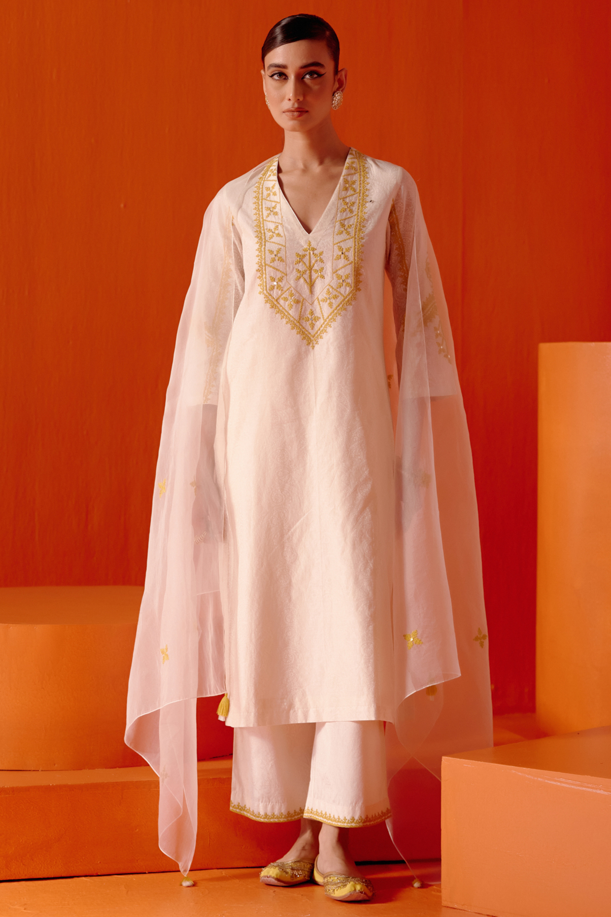 Ivory Chanderi Dori Embroidered Kurta Set by Devnaagri