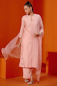 product-color-Blush Pink