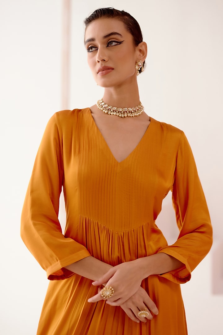 Orange Cotton Silk Satin Kurta Set by Devnaagri at Pernia's Pop Up Shop