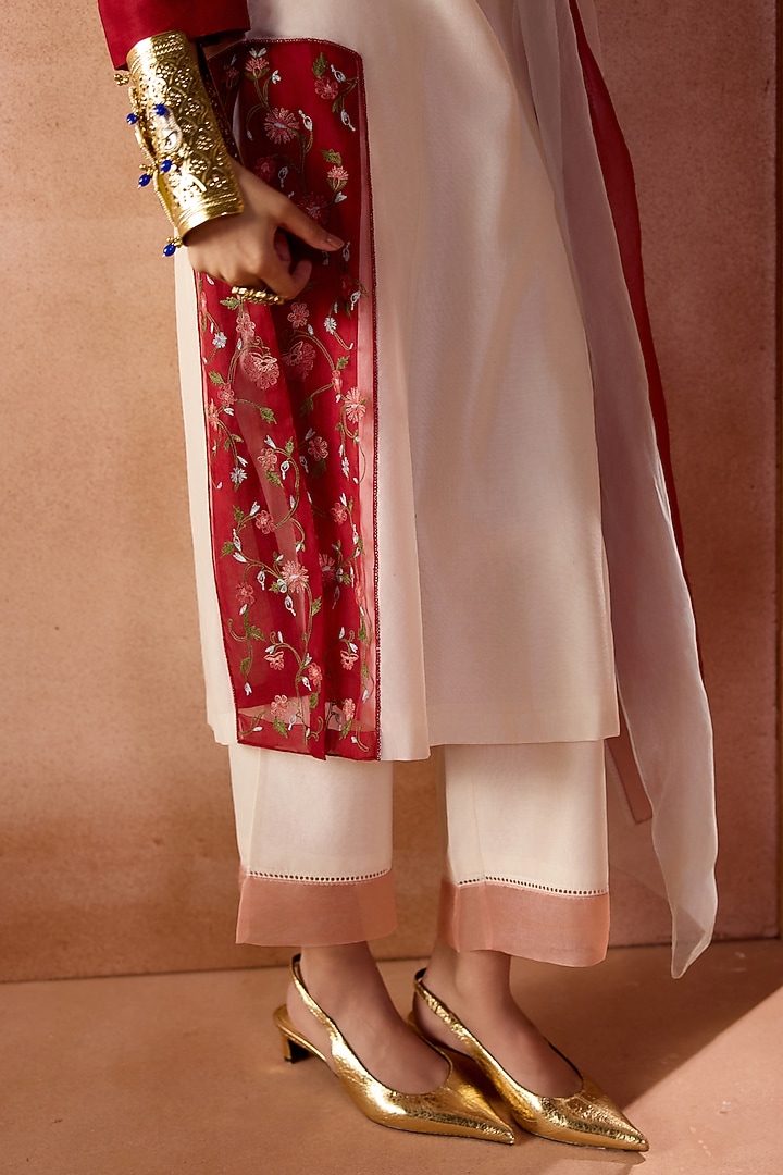 Ivory & Maroon Silk Chanderi Dori Embroidered Kurta Set by Devnaagri at Pernia's Pop Up Shop