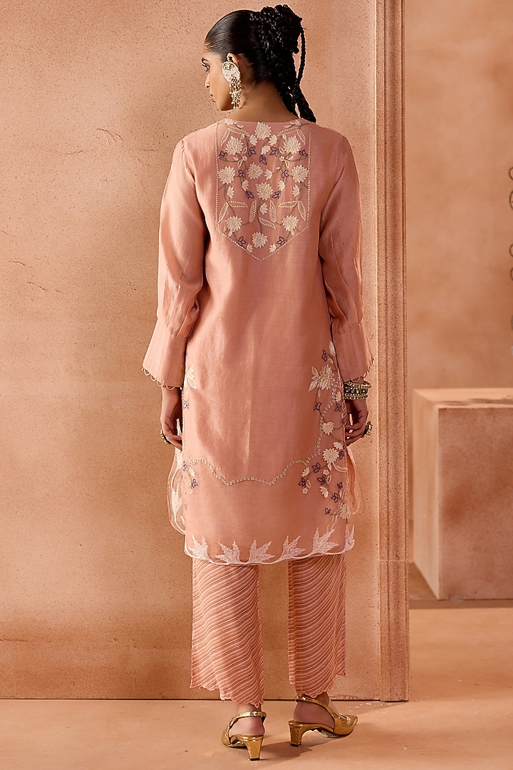 Pink Silk Chanderi Dori Embroidered Kurta Set by Devnaagri at Pernia's Pop Up Shop