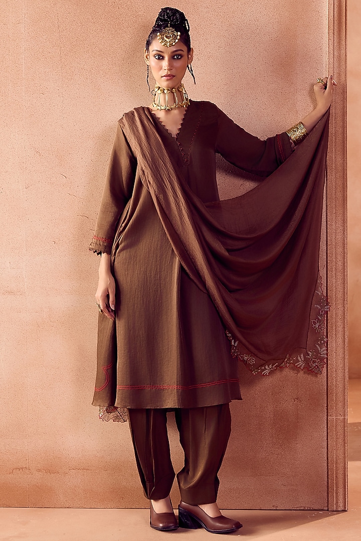 Brown Cotton Silk Satin Kurta Set by Devnaagri at Pernia's Pop Up Shop