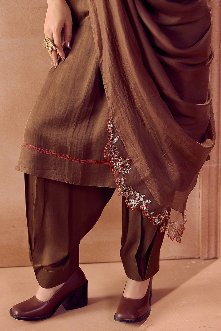 Brown Cotton Silk Satin Kurta Set by Devnaagri at Pernia's Pop Up Shop