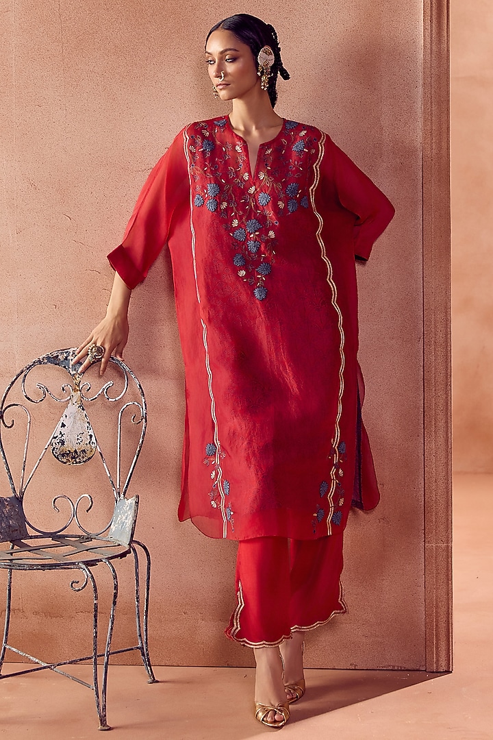 Maroon Silk Organza & Printed Muslin Kaftan Set by Devnaagri at Pernia's Pop Up Shop