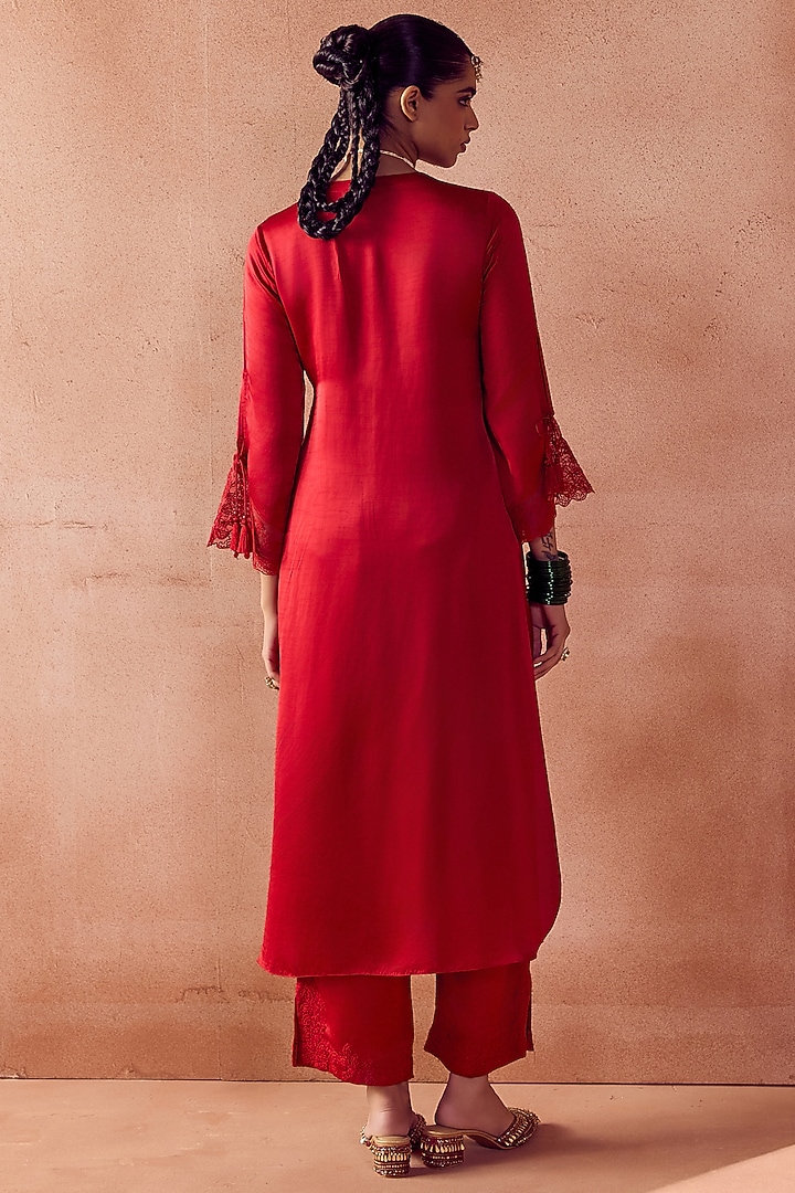 Red Raw Silk Satin Dori Embroidered Kurta Set by Devnaagri at Pernia's Pop Up Shop