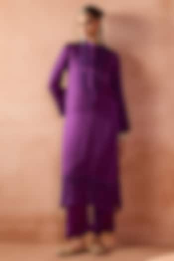Purple Raw Silk Dori Embroidered Kurta Set by Devnaagri at Pernia's Pop Up Shop