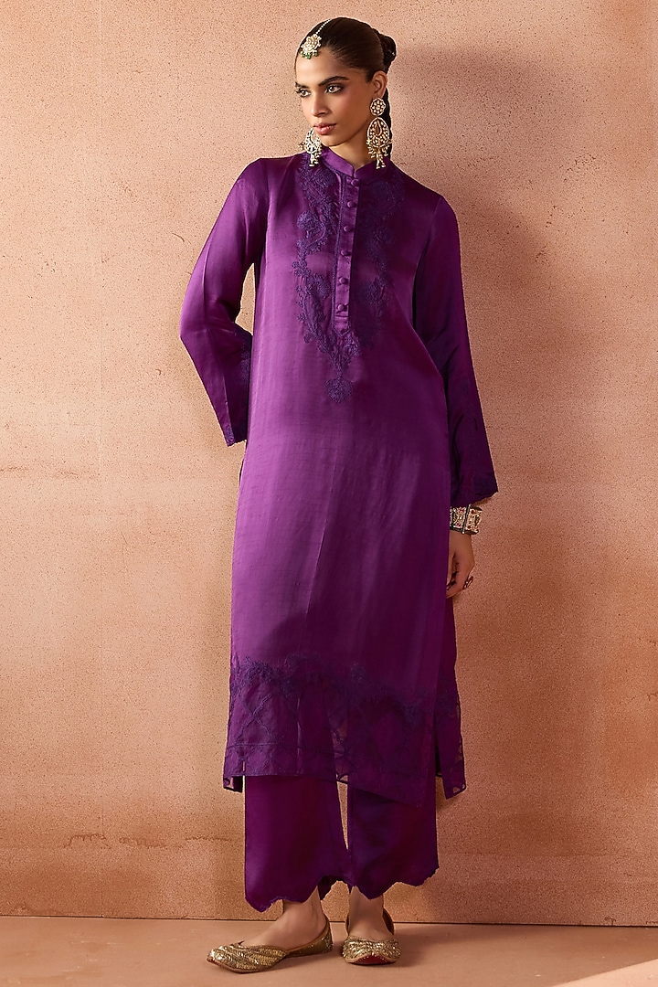 Purple Raw Silk Dori Embroidered Kurta Set by Devnaagri at Pernia's Pop Up Shop