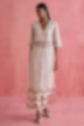 Ivory Silk Chanderi Dori Embroidered Kurta Set by Devnaagri at Pernia's Pop Up Shop