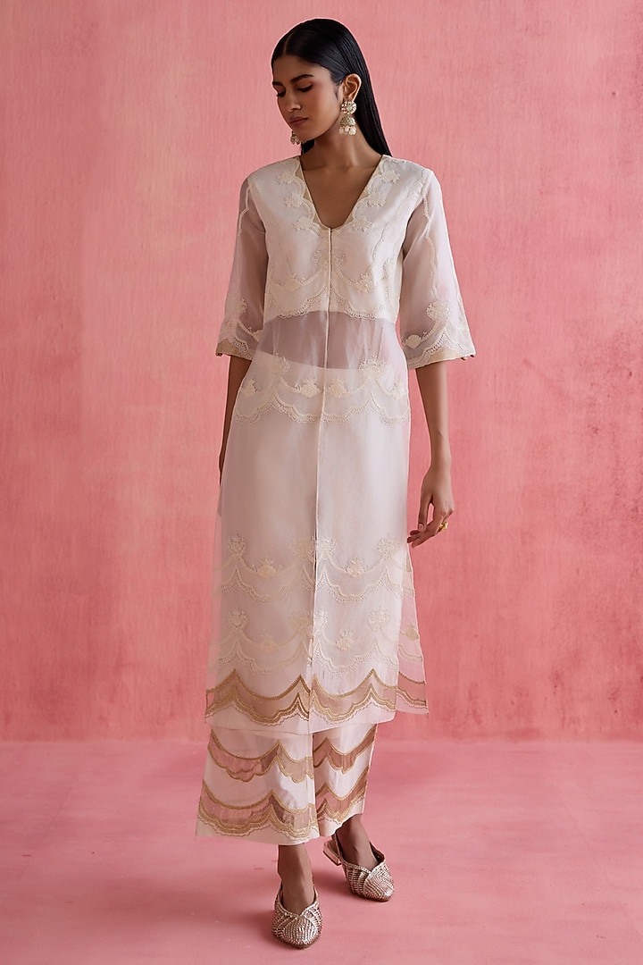 Ivory Silk Chanderi Dori Embroidered Kurta Set by Devnaagri at Pernia's Pop Up Shop