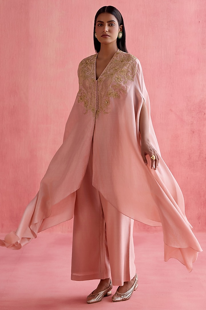 Pink Silk Chanderi Embellished Cape Set by Devnaagri at Pernia's Pop Up Shop