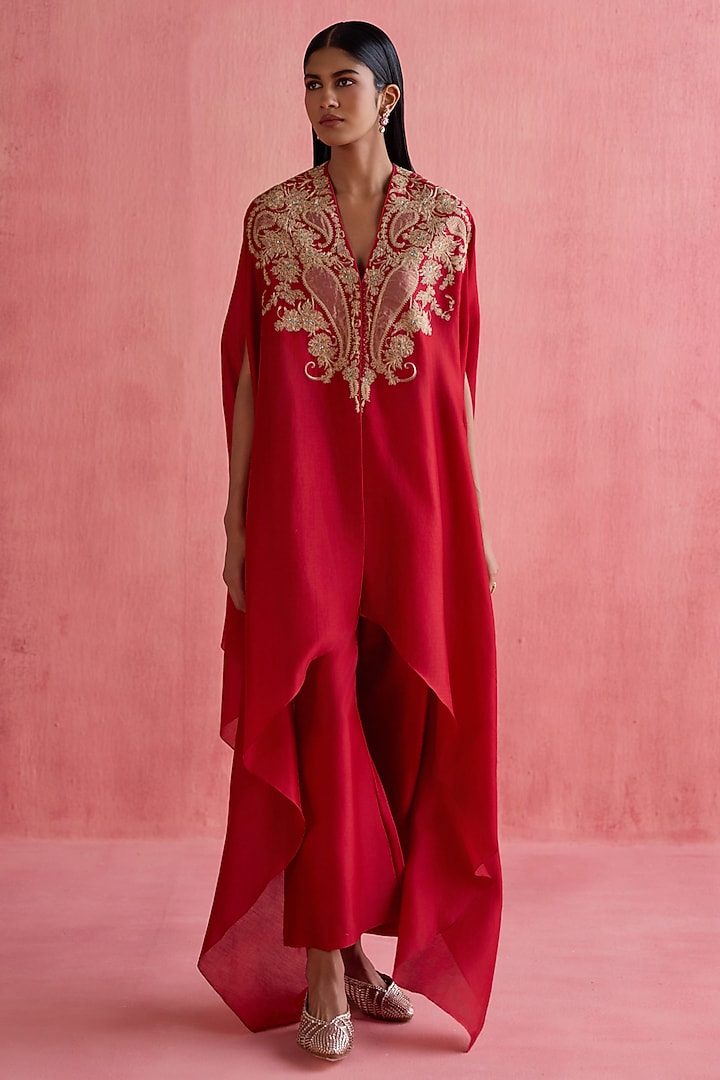 Red Silk Chanderi Zari Embellished Cape Set by Devnaagri at Pernia's Pop Up Shop