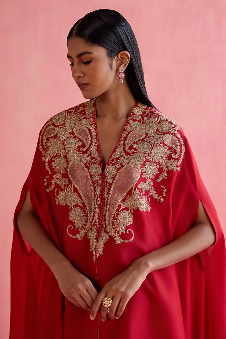 Red Silk Chanderi Zari Embellished Cape Set by Devnaagri at Pernia's Pop Up Shop