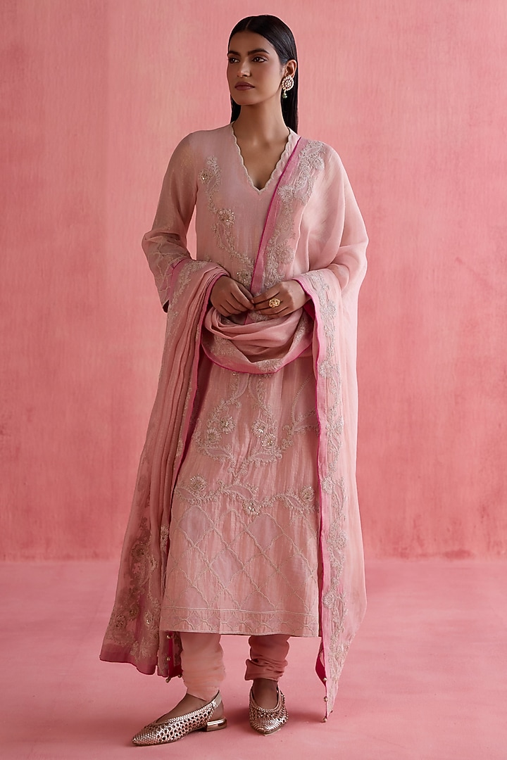 Blush Pink Shimmer Chanderi Sequins Embroidered Kurta Set by Devnaagri at Pernia's Pop Up Shop