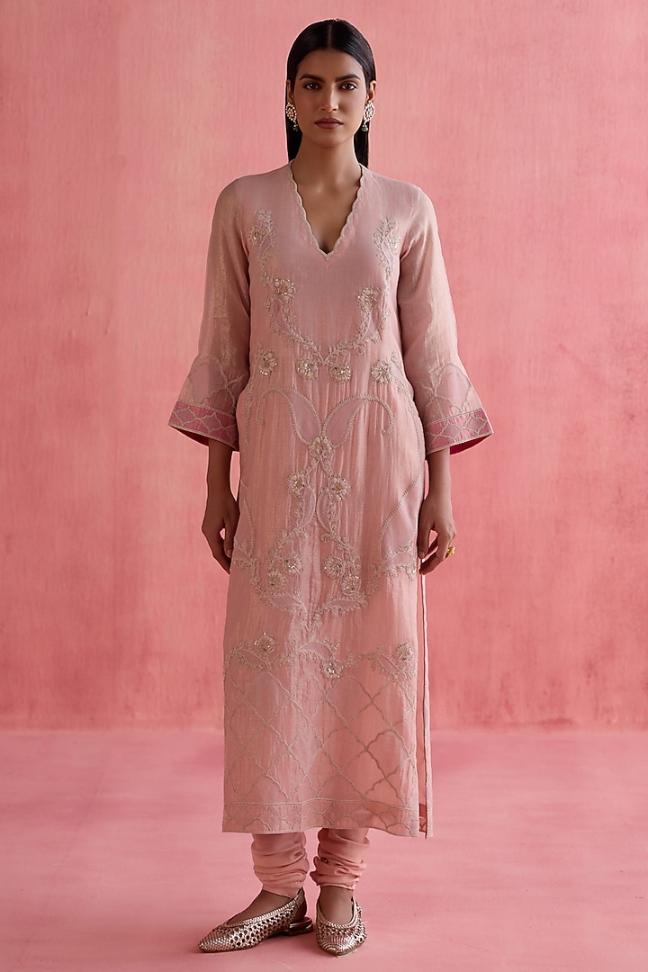 Blush Pink Shimmer Chanderi Sequins Embroidered Kurta Set by Devnaagri at Pernia's Pop Up Shop