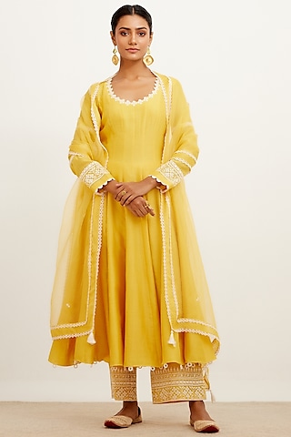 Yellow Chanderi Embroidered Anarkali Set by Devnaagri
