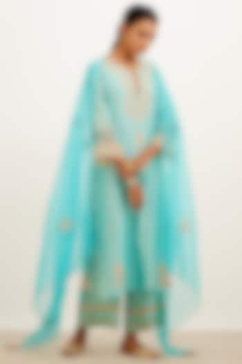 Turquoise Blue Embroidered Kurta Set by Devnaagri at Pernia's Pop Up Shop
