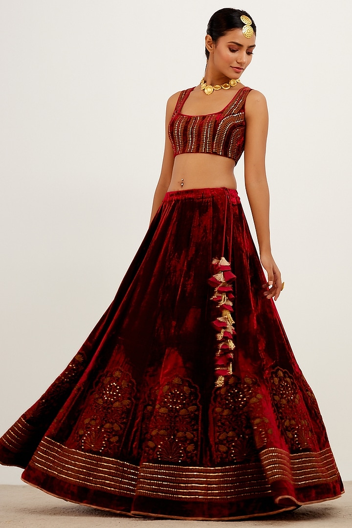 Maroon Embroidered Bridal Lehenga Set by Devnaagri at Pernia's Pop Up Shop