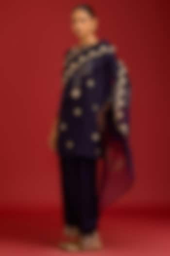 Navy Blue Cotton Silk Satin Mirror Embroidered Kurta Set by Devnaagri at Pernia's Pop Up Shop