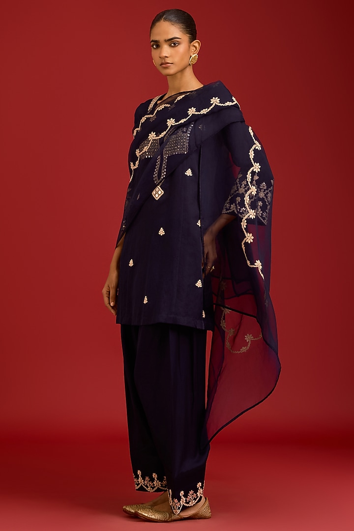 Navy Blue Cotton Silk Satin Mirror Embroidered Kurta Set by Devnaagri at Pernia's Pop Up Shop