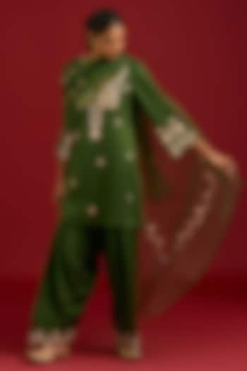 Green Cotton Silk Satin Mirror Embroidered Kurta Set by Devnaagri at Pernia's Pop Up Shop