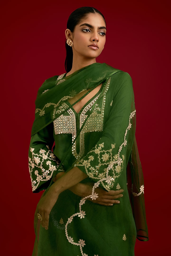 Green Cotton Silk Satin Mirror Embroidered Kurta Set by Devnaagri at Pernia's Pop Up Shop