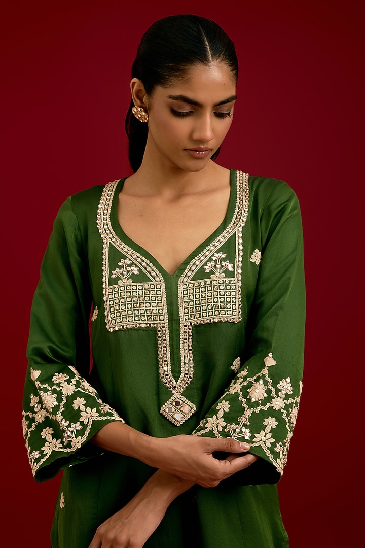 Green Cotton Silk Satin Mirror Embroidered Kurta Set by Devnaagri at Pernia's Pop Up Shop