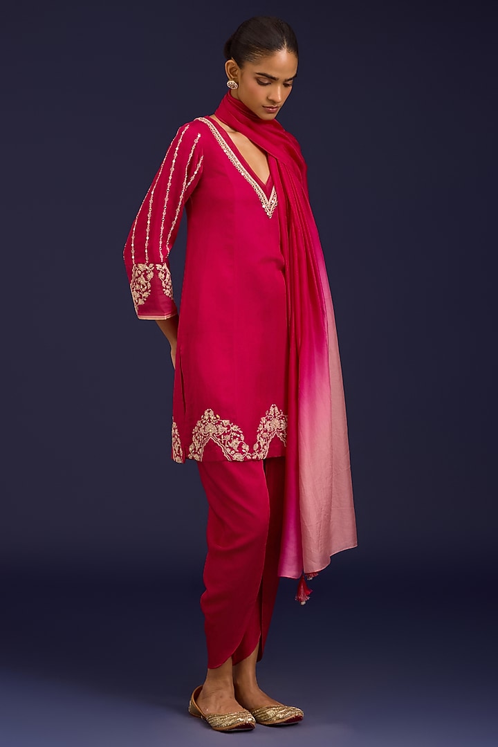 Fuchsia Pink Cotton Silk Satin Sequins Embroidered Kurta Set by Devnaagri at Pernia's Pop Up Shop