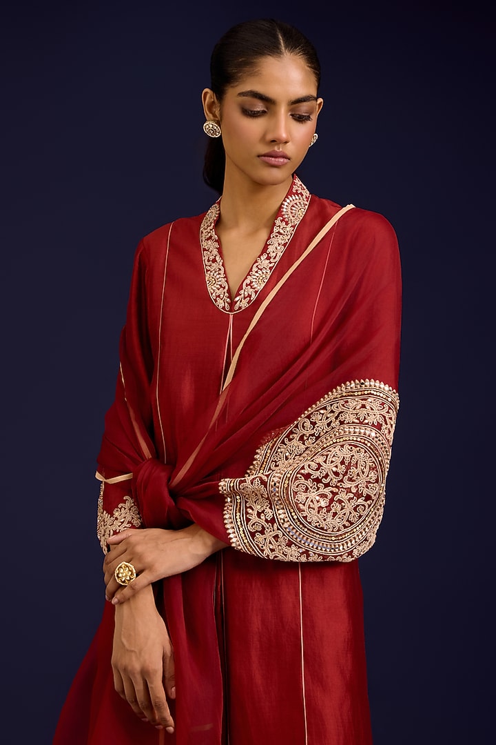 Rust Chiniya Silk Mirror Embroidered Kurta Set by Devnaagri at Pernia's Pop Up Shop