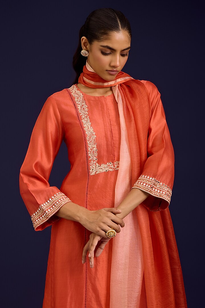 Orange Chiniya Silk Mirror Embroidered Kurta Set by Devnaagri at Pernia's Pop Up Shop
