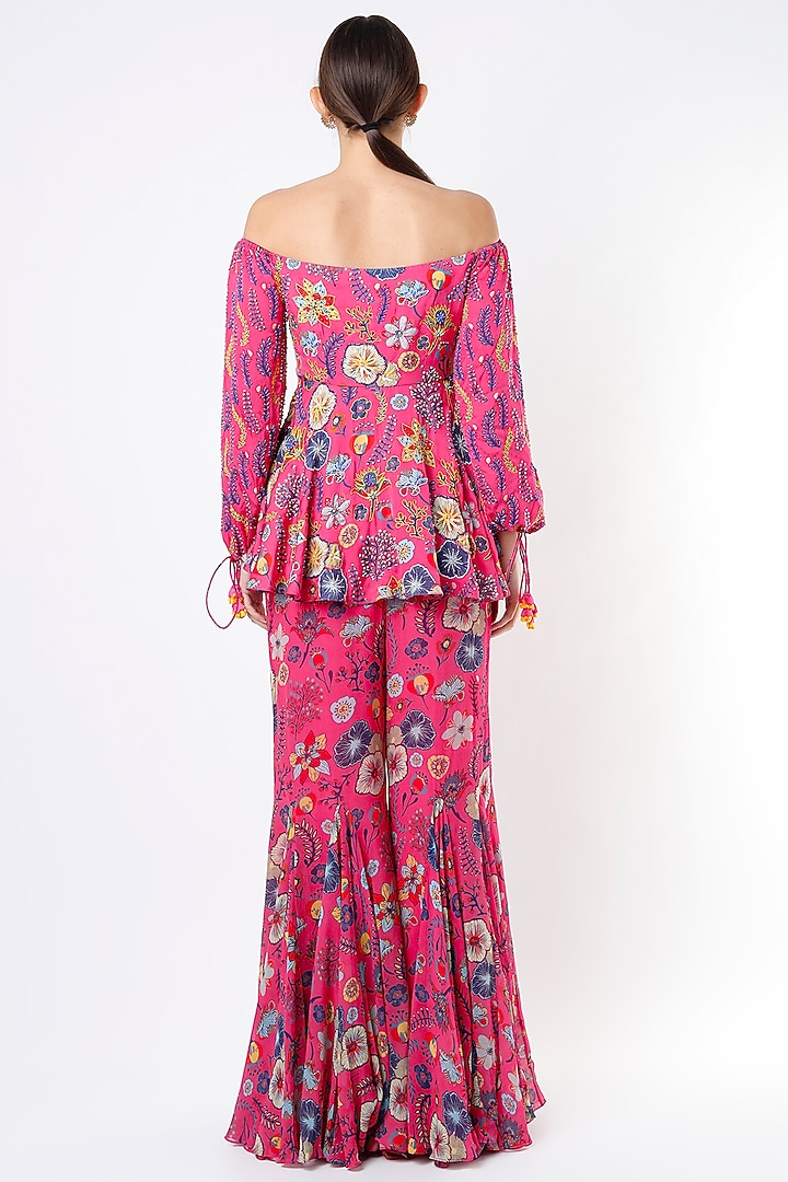 Fuchsia Printed Pant Set by DiyaRajvvir at Pernia's Pop Up Shop