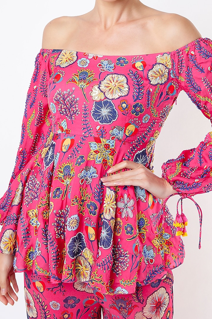 Fuchsia Printed Pant Set by DiyaRajvvir at Pernia's Pop Up Shop