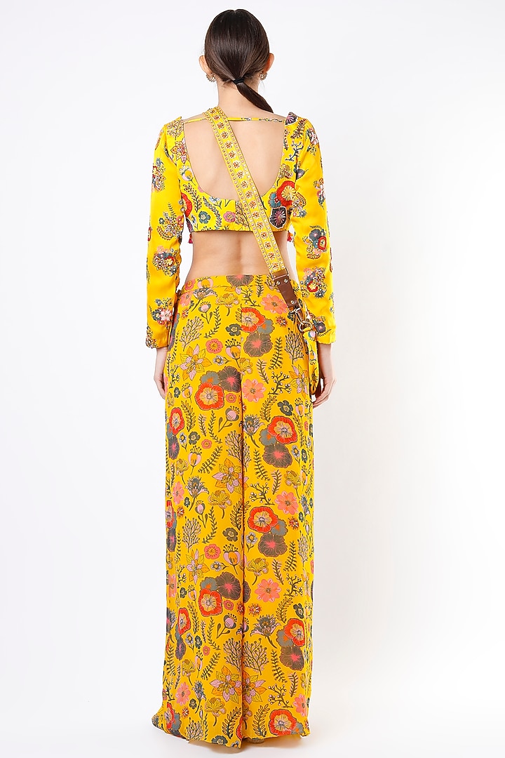Mustard Printed Pleated Palazzo Pant Set by DiyaRajvvir at Pernia's Pop Up Shop