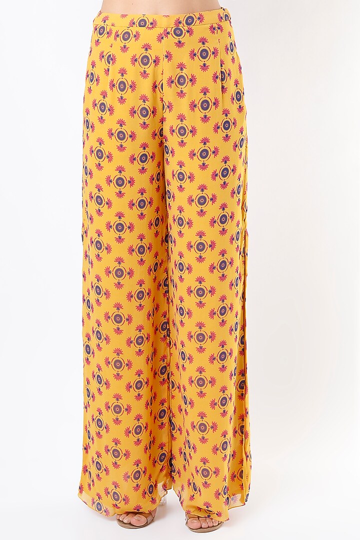 Mustard Printed Kaftan Set by DiyaRajvvir at Pernia's Pop Up Shop