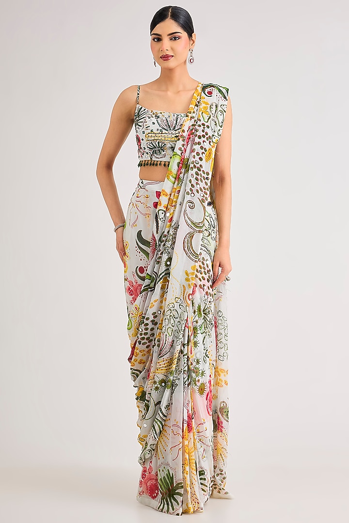 Ivory Crepe & Georgette Draped Wedding Saree Set by DiyaRajvvir at Pernia's Pop Up Shop