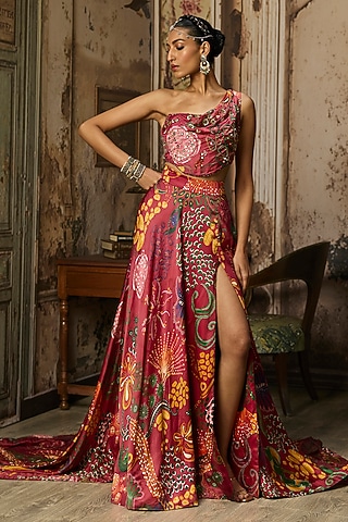 Deep Red Bemberg Satin Coral Veil Printed Skirt Set by DiyaRajvvir