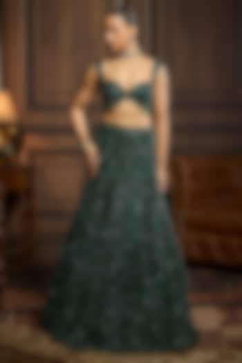 Emerald Green Tulle Embellished Bridal Lehenga Set by DiyaRajvvir at Pernia's Pop Up Shop