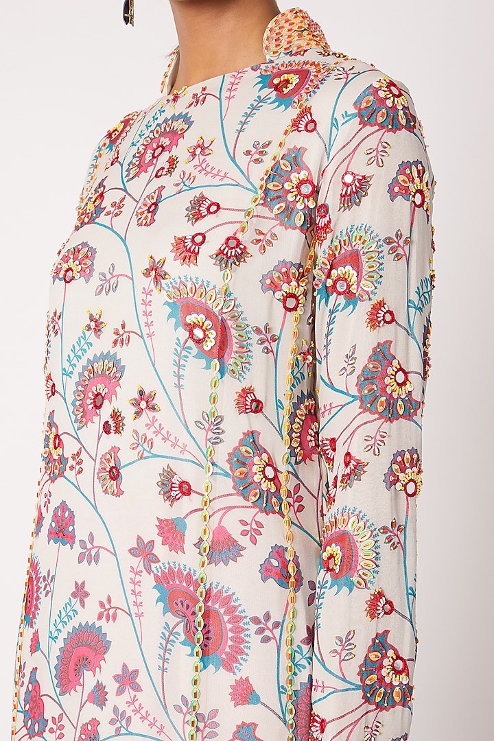 Pink Printed Kurta Set by DiyaRajvvir at Pernia's Pop Up Shop