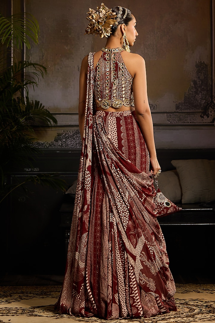 Maroon Crepe & Georgette Abstract Jaal Printed Mermaid Skirt Wedding Saree Set by DiyaRajvvir at Pernia's Pop Up Shop