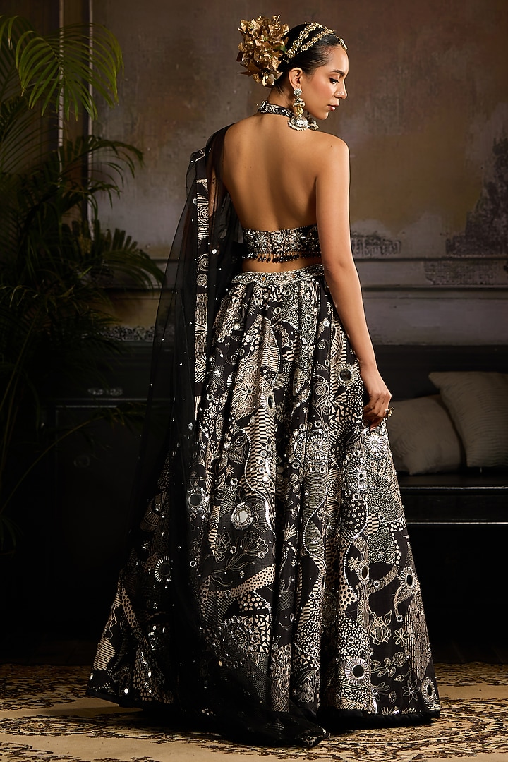 Black Raw Silk Abstract Jaal Printed Wedding Lehenga Set by DiyaRajvvir at Pernia's Pop Up Shop