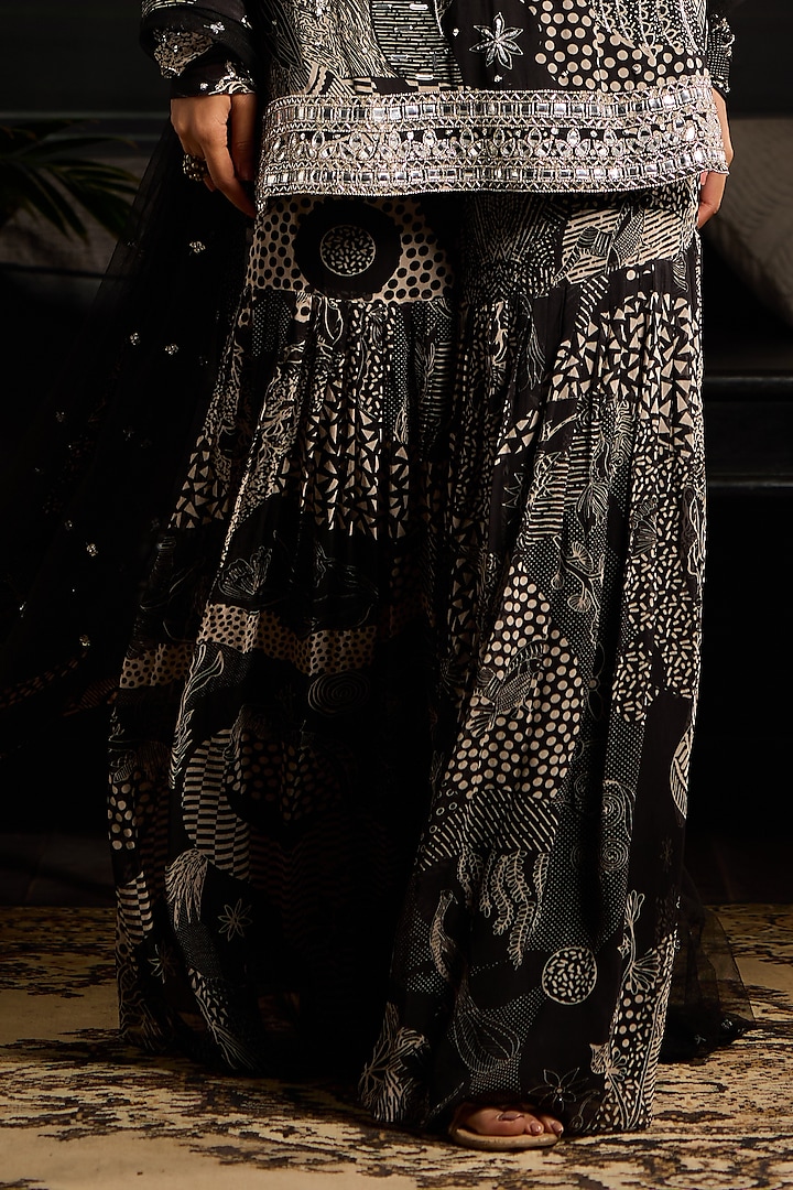 Black Georgette Abstract Jaal Printed Gharara Set by DiyaRajvvir at Pernia's Pop Up Shop