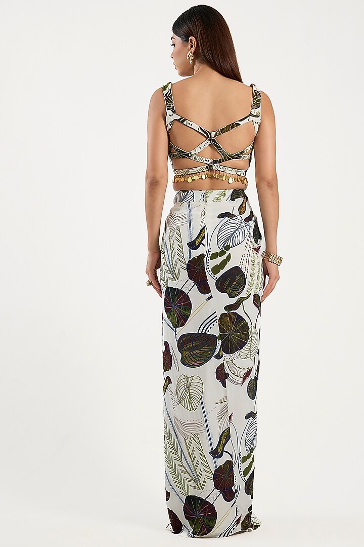 White Crepe & Georgette Leaf Jaal Printed Cape Set by DiyaRajvvir at Pernia's Pop Up Shop