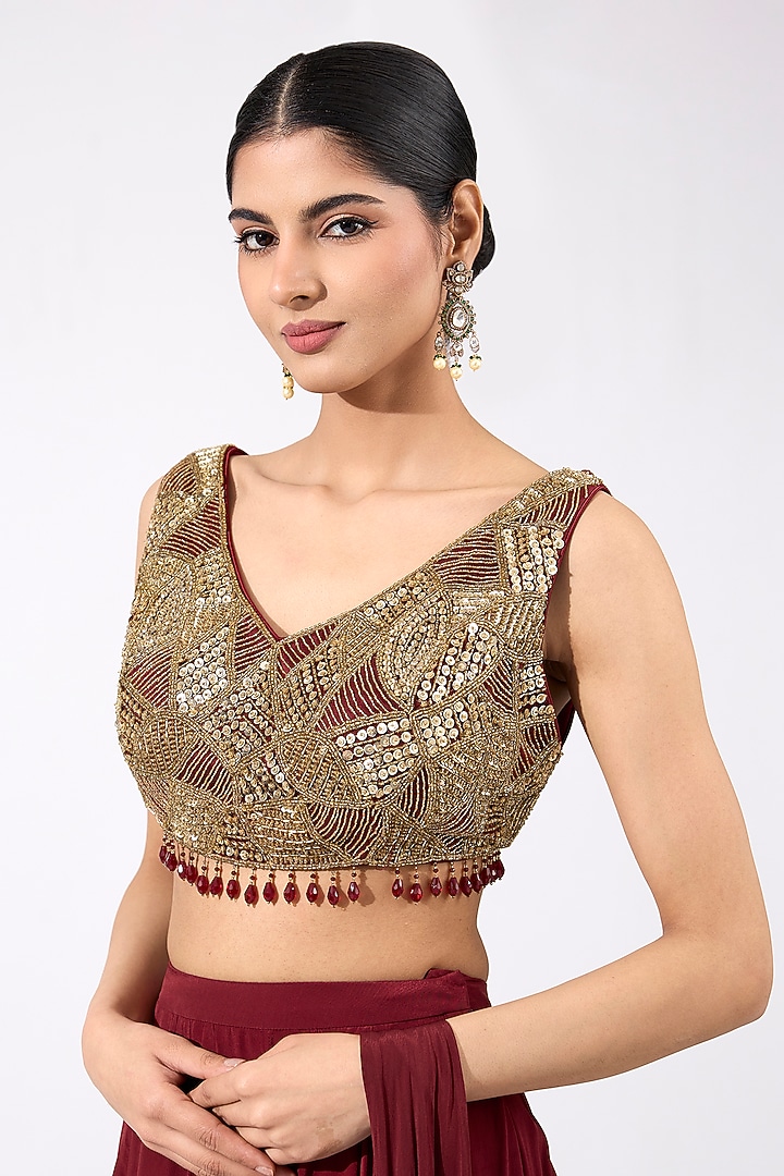 Maroon Crepe & Tulle Skirt Wedding Saree Set by DiyaRajvvir at Pernia's Pop Up Shop