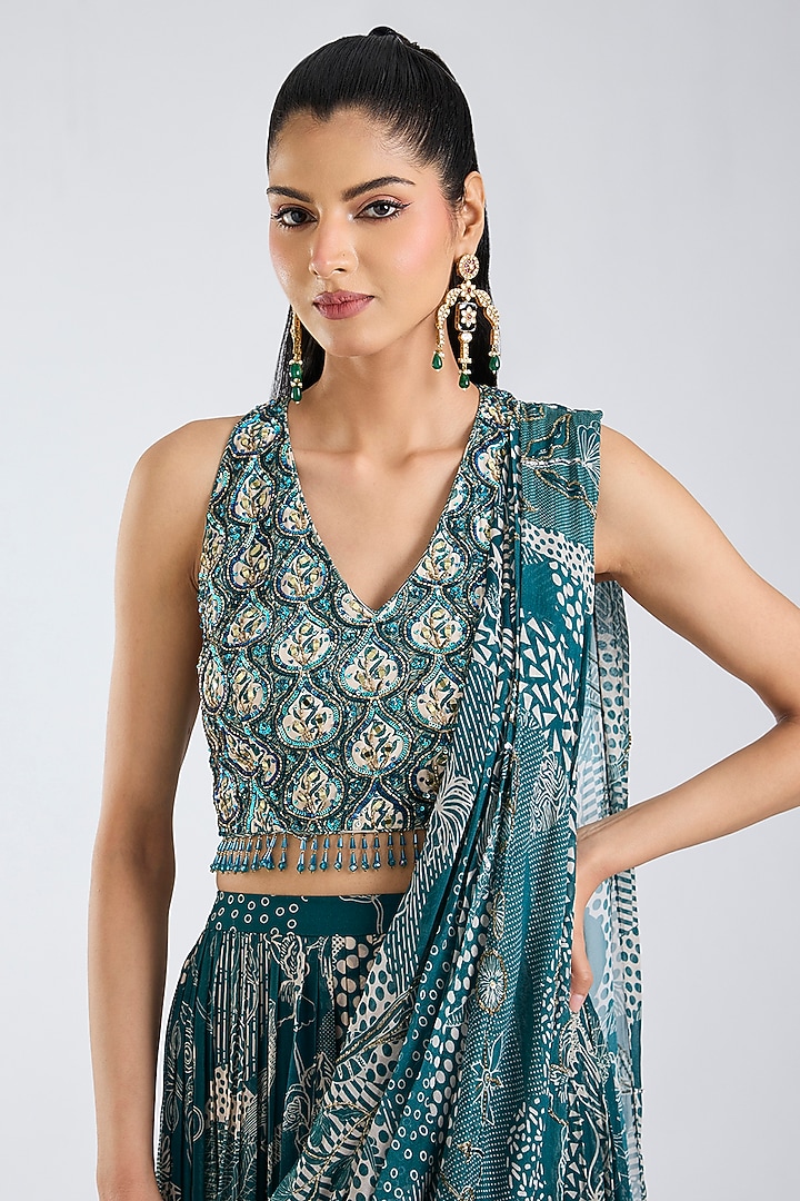 Teal Georgette Abstract Jaal Printed Tiered Skirt Wedding Saree Set by DiyaRajvvir at Pernia's Pop Up Shop
