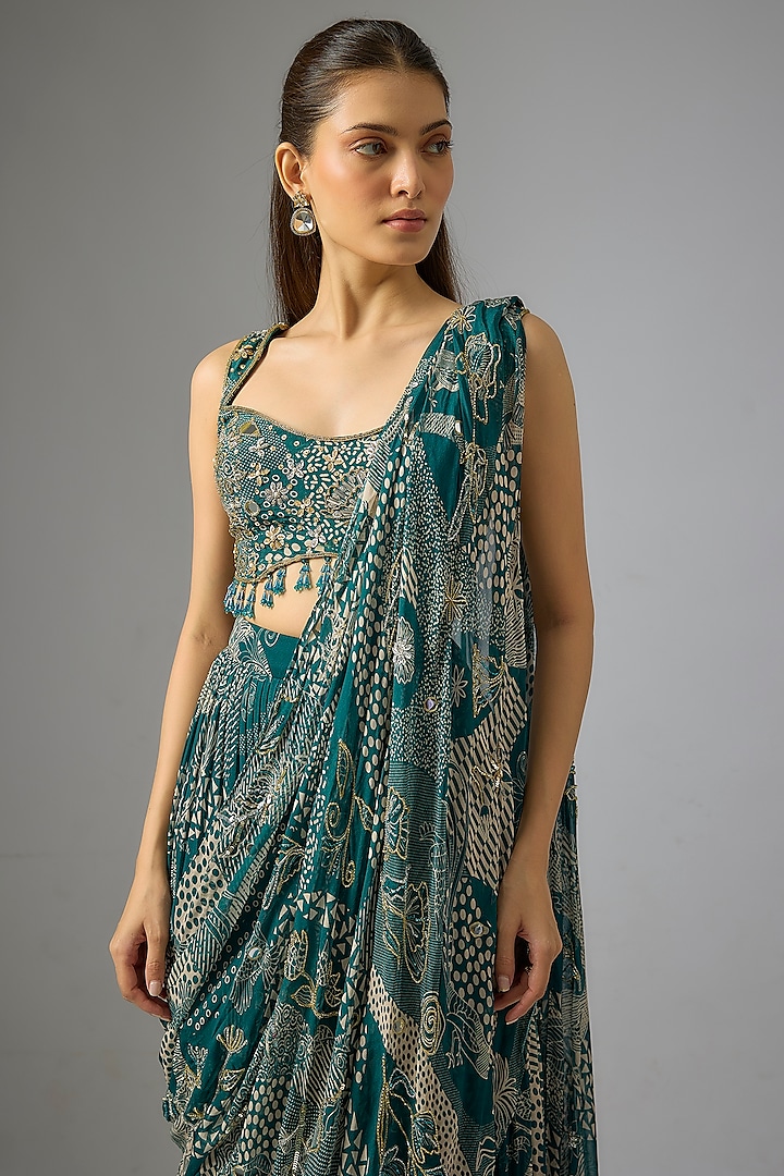Teal Crepe Abstract Jaal Printed Tiered Skirt Wedding Saree Set by DiyaRajvvir at Pernia's Pop Up Shop