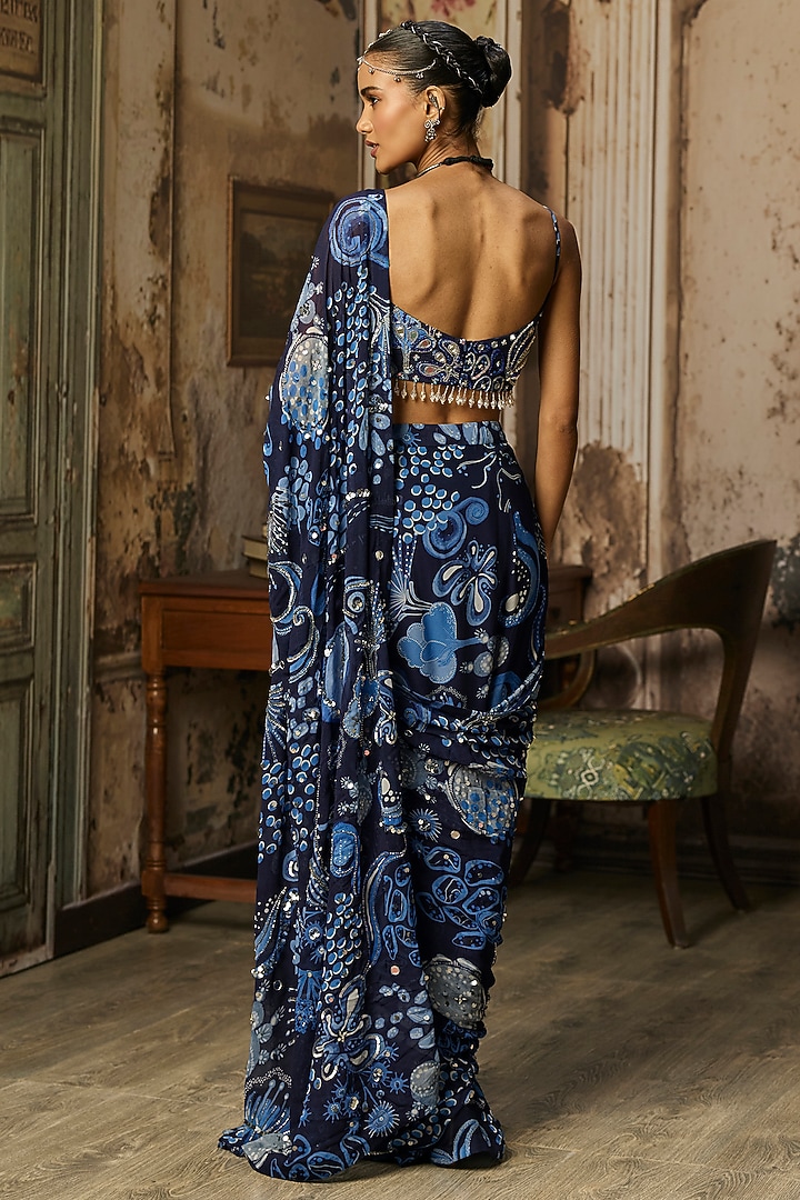 Navy Blue Crepe Featherfall Printed Draped Wedding Saree Set by DiyaRajvvir at Pernia's Pop Up Shop